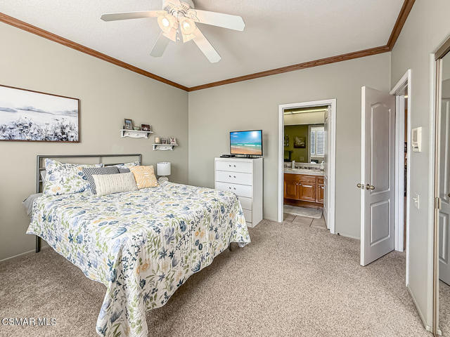 11535 Northdale Drive, Moorpark CA: https://media.crmls.org/mediaz/e1de0448-6b7e-4d45-9881-d1b2d7118e70.jpg