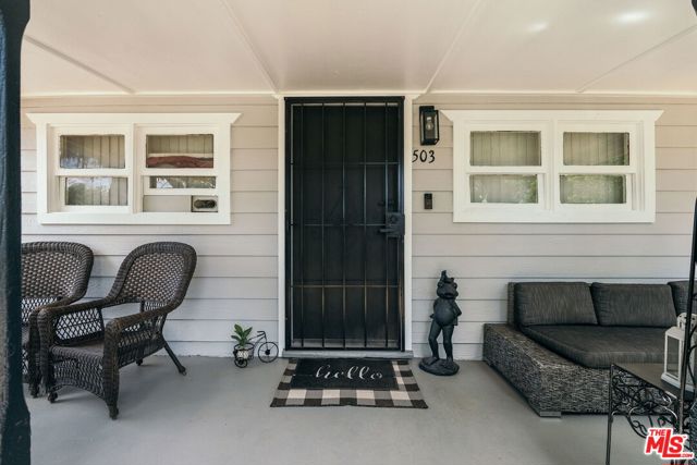 503 E Truslow Avenue, Fullerton CA: https://media.crmls.org/mediaz/e1de3192-c56b-4590-8c20-f97e759c8bec.jpg