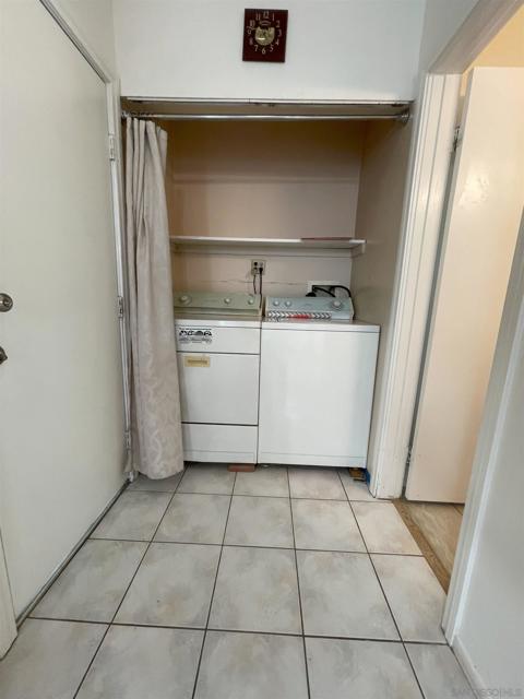 9109 Lower Azusa Rd, Rosemead CA: https://media.crmls.org/mediaz/e1df0997-c643-4f1d-b886-c260b94d8b93.jpg