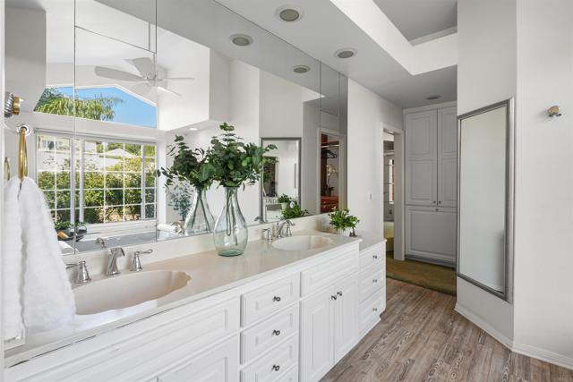 549 Eldorado Drive, Escondido CA: https://media.crmls.org/mediaz/e1df1fa2-7756-4024-aa1b-820a387c9507.jpg