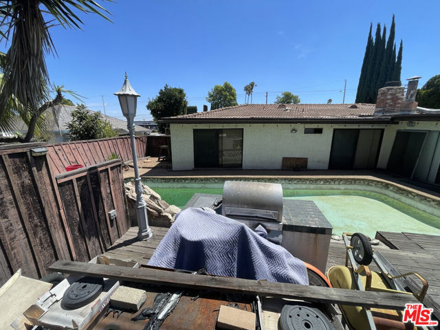 2453 Fullerton Road, Rowland Heights CA: https://media.crmls.org/mediaz/e1df254c-ce16-4f78-8b17-523482c806ed.jpg