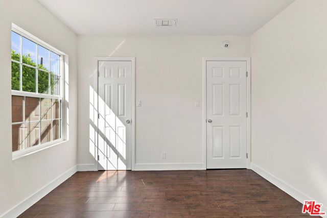 10551 Blucher Avenue photo 25