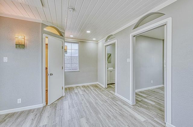 7550 Sandholdt Road, Moss Landing CA: https://media.crmls.org/mediaz/e1e066dd-6e6b-4cd3-9214-237cf40c79fb.jpg