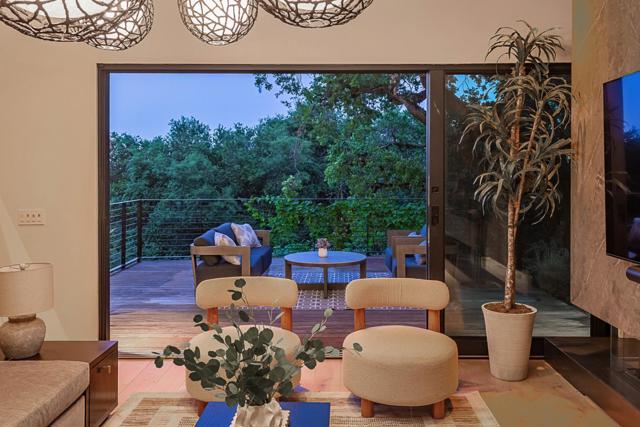 26896 Alejandro Drive, Los Altos Hills CA: https://media.crmls.org/mediaz/e1e0c9ae-3a87-404a-b446-7f3a77f5b4fe.jpg