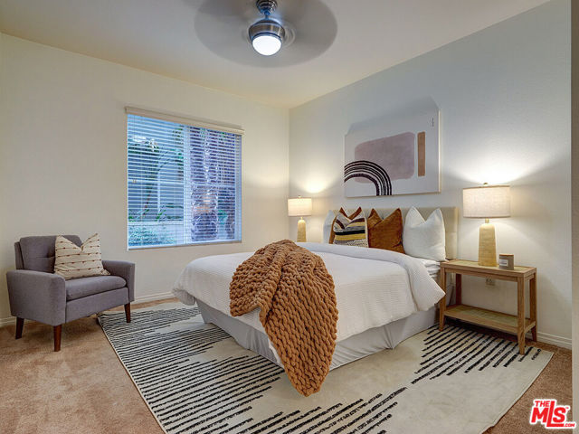 6020 S Seabluff Drive, Playa Vista CA: https://media.crmls.org/mediaz/e1e19126-085f-4702-8477-ba033d073793.jpg