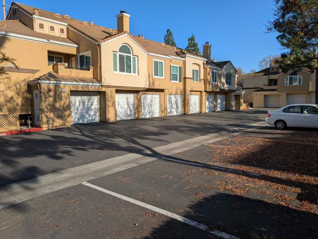 6937 Rodling Drive, San Jose CA: https://media.crmls.org/mediaz/e1e1ae68-9365-40f1-9355-b5ee222ff545.jpg