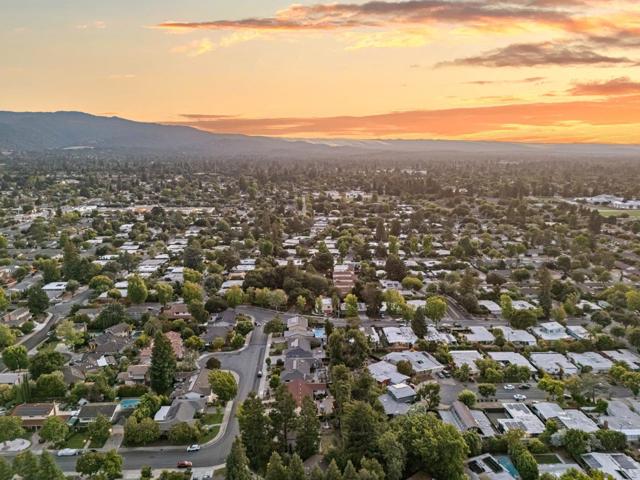 1204 Navlet Court, Sunnyvale CA: https://media.crmls.org/mediaz/e1e2714e-6ff5-41d1-9110-ead26f107fef.jpg