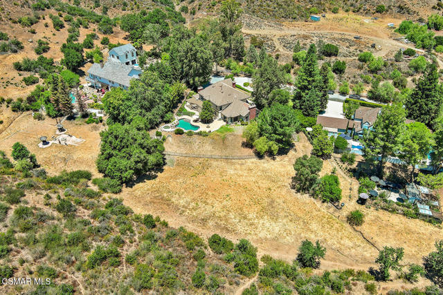 2317 Sierra Creek Road, Agoura Hills CA: https://media.crmls.org/mediaz/e1e2f6ae-b756-445f-a146-c32015b67da0.jpg