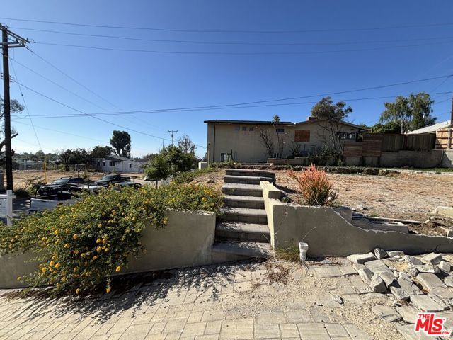 16101 Alcima Avenue photo 7