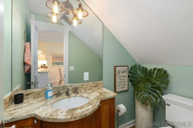 840 C Ave, Coronado CA: https://media.crmls.org/mediaz/e1e5104f-4545-483b-a057-66170656a827.jpg