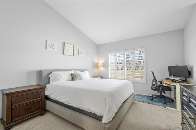 11378 Via Rancho San Diego, El Cajon CA: https://media.crmls.org/mediaz/e1e51c83-7ac6-4e2f-a734-22265e534c44.jpg