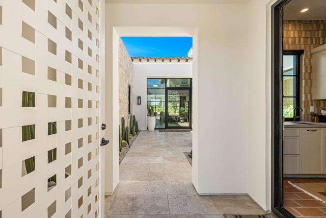 Image 11 of 63 For 78751 Deacon Drive