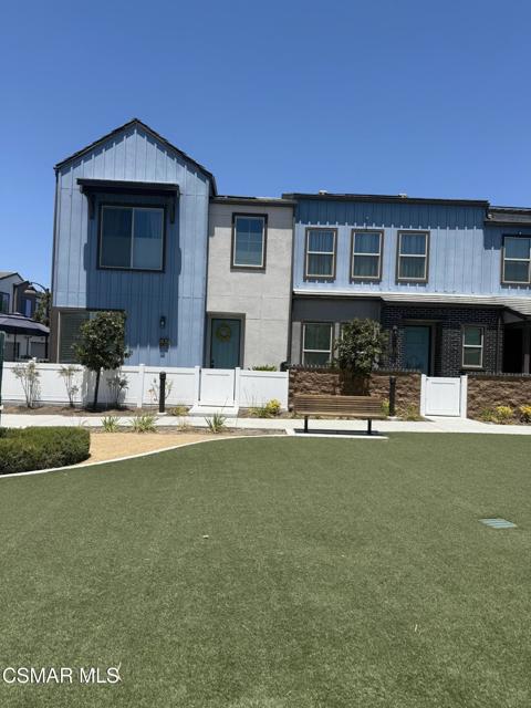 1830 Poppy Drive, Simi Valley CA: https://media.crmls.org/mediaz/e1e61dc0-2252-432d-bde2-b430d606807d.jpg