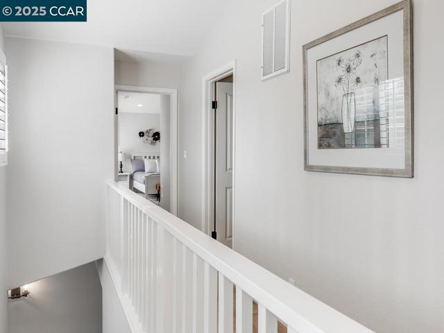 4430 Canyon Way, Martinez CA: https://media.crmls.org/mediaz/e1e6d0c1-74db-4159-b72b-a4dd378bf148.jpg