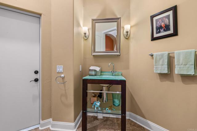 2772 Firebrand Drive, Alpine CA: https://media.crmls.org/mediaz/e1e82340-3154-4853-a358-5d4a6ff63f15.jpg
