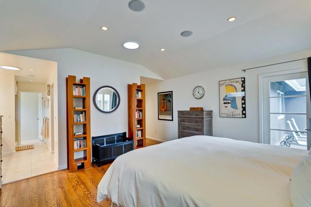 12714 Camrose Avenue, Saratoga CA: https://media.crmls.org/mediaz/e1e905d0-94e0-46b9-8c47-a9b402f2a40b.jpg