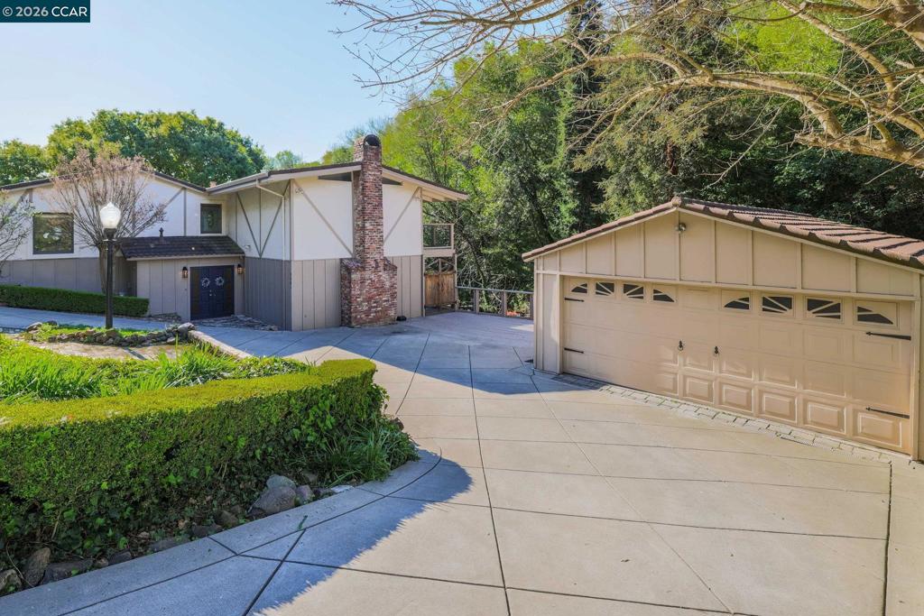 5461 Alhambra Valley Rd
