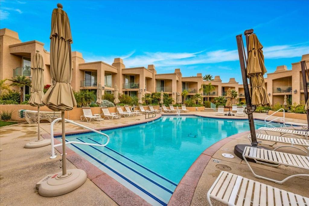 1555 N Chaparral Road #334