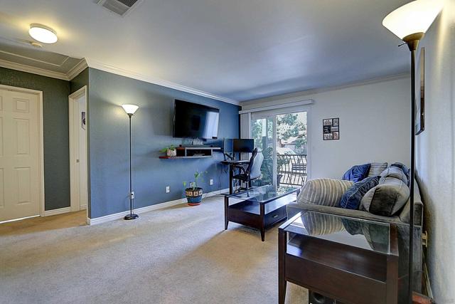 3615 Ash St, San Diego, California 92105, 2 Bedrooms Bedrooms, ,2 BathroomsBathrooms,Condominium,For Sale,Ash St,240021724SD