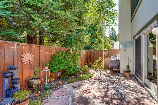 7102 Point Dunes Court, San Jose CA: https://media.crmls.org/mediaz/e1ece230-b79a-4083-9c25-26e8799aa1b8.jpg