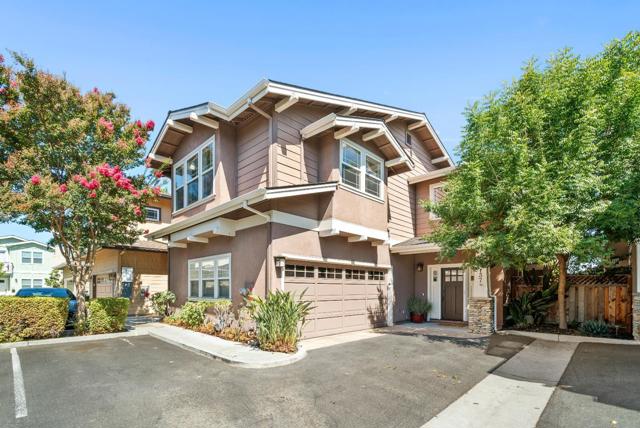137 Kennedy Avenue, Campbell CA: https://media.crmls.org/mediaz/e1ed19e5-0b60-4f21-85a7-a32feb614bad.jpg