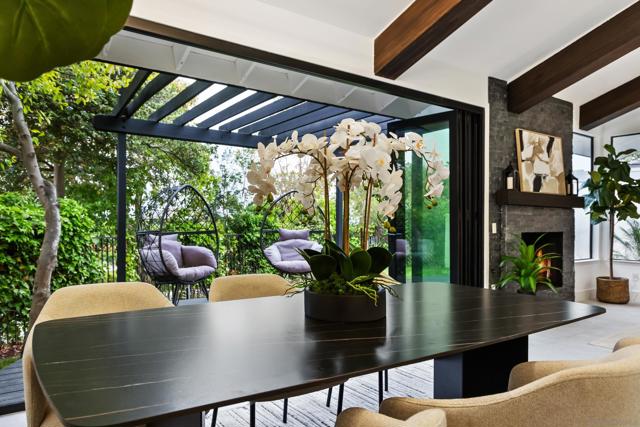 6555 Caminito Northland, La Jolla CA: https://media.crmls.org/mediaz/e1ee5dba-3d94-4a9b-8556-298fbfaf2851.jpg