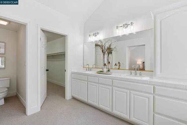 137 Kingswood Cir, Danville CA: https://media.crmls.org/mediaz/e1ee93bf-4bd1-4f07-a07c-f35936c2fdc3.jpg