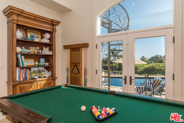 1601 Alisa Estate, Santa Barbara CA: https://media.crmls.org/mediaz/e1eef759-75b6-464b-b921-6e4fd7f9010f.jpg