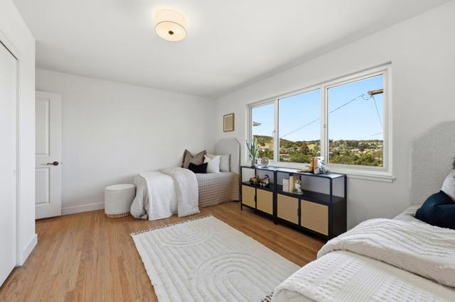 Image 24 of 47 For 723 Linda Court