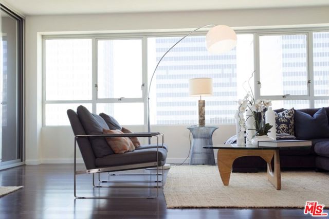 3460 W 7th Street, Los Angeles CA: https://media.crmls.org/mediaz/e1efbcc4-ed6a-4ade-a40f-03169da9fdf2.jpg