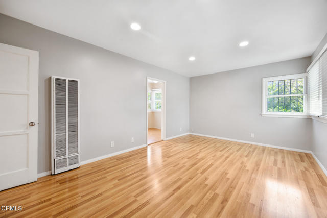 1268 Mentone Avenue, Pasadena CA: https://media.crmls.org/mediaz/e1eff4e2-101c-4839-a3e4-abf8b3f03c28.jpg