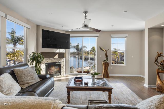 Detail Gallery Image 15 of 37 For 4012 Tradewinds Dr #101,  Oxnard,  CA 93035 - 3 Beds | 2 Baths