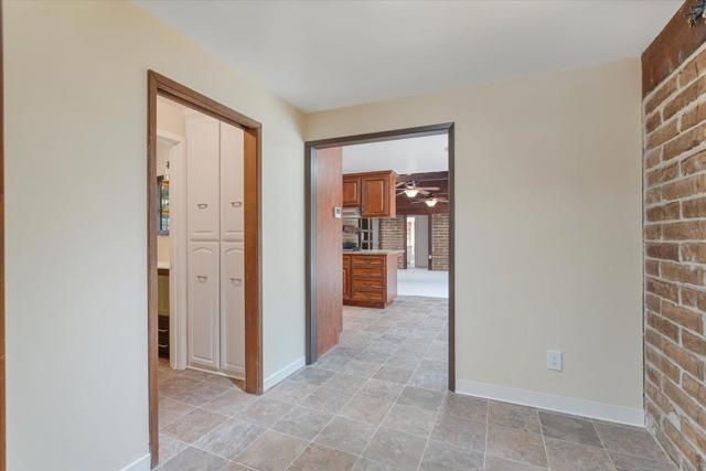 Image 17 of 65 For 392 Corral De Tierra Road