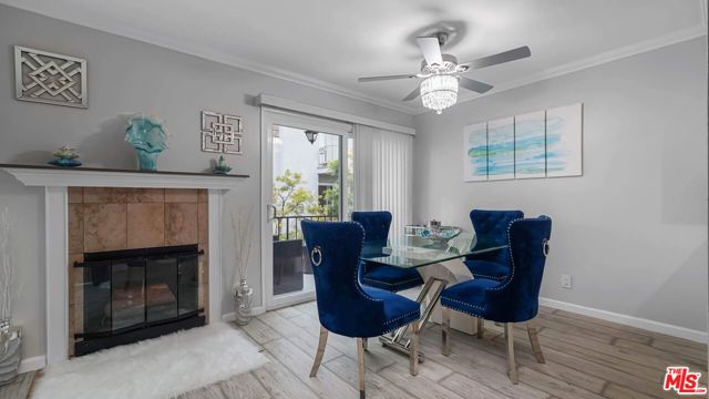5870 Green Valley Circle, Culver City CA: https://media.crmls.org/mediaz/e1f5699d-7f8d-48b5-8d53-5a59b094afbb.jpg