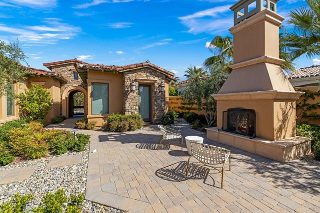 75741 Via Stia, Indian Wells CA: https://media.crmls.org/mediaz/e1f5af51-71c4-4819-aab4-3a09fc8c428e.jpg
