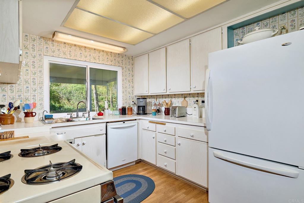 4818 Refugio Avenue - photo 11