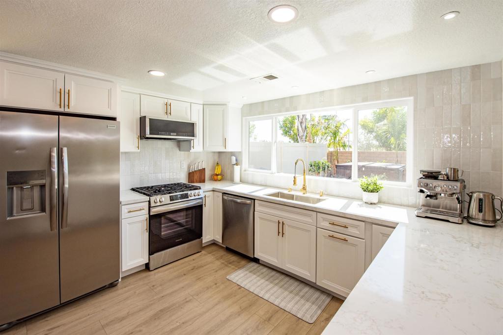 1573 Madrid Drive - photo 9