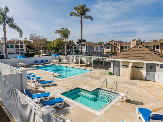 6887 Carnation Drive, Carlsbad CA: https://media.crmls.org/mediaz/e1f742a8-c704-491d-a177-14b511601bf7.jpg