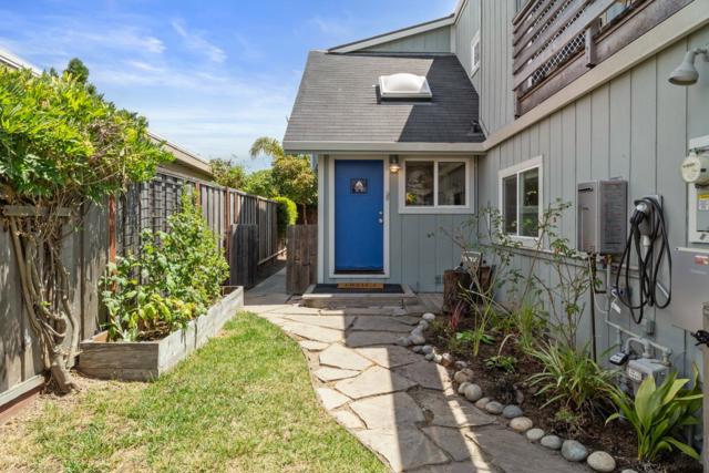 260 Walk Circle, Santa Cruz CA: https://media.crmls.org/mediaz/e1f74fbd-ba0c-4f6b-b003-fc6fd55e47a2.jpg