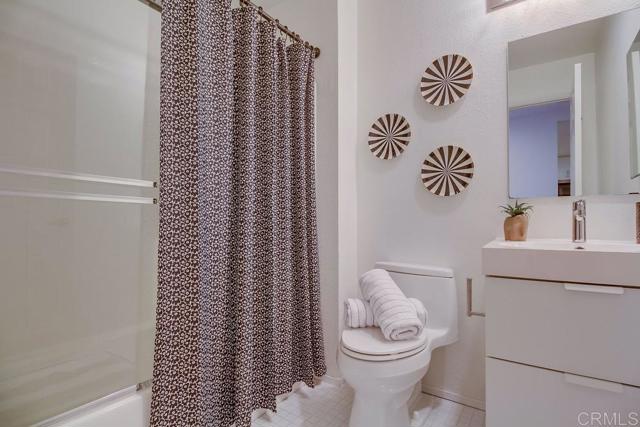 Detail Gallery Image 33 of 46 For 3961 Hortensia St #H4,  San Diego,  CA 92110 - 2 Beds | 2 Baths