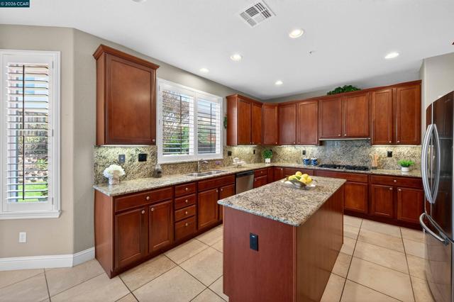 Image 20 of 60 For 6 Tullach Pl