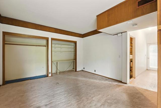 46 Hilltop Drive, San Carlos CA: https://media.crmls.org/mediaz/e1f8f6ce-f4f1-42b5-9ad4-a066c34dd9d5.jpg