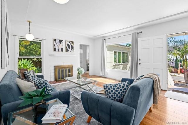 1978 Beryl St, San Diego CA: https://media.crmls.org/mediaz/e1f94cb9-c6b3-48d2-add3-c0eab2aec13a.jpg