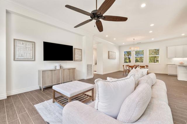 Image 5 of 69 For 82707 Woodcreek Court