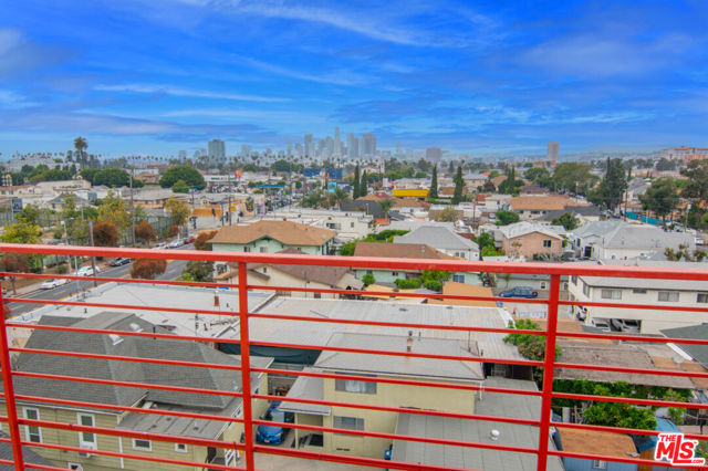 321 S Fickett Street, Los Angeles CA: https://media.crmls.org/mediaz/e1f9bb54-3abd-4c4e-8934-84d4b26d2d4c.jpg