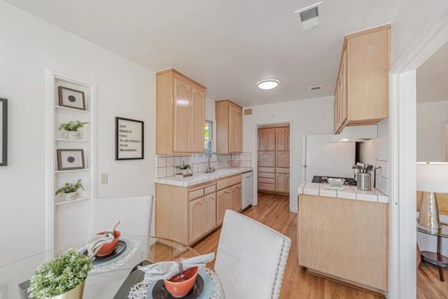 533 Flagg Avenue, San Jose CA: https://media.crmls.org/mediaz/e1fbc985-9c00-434e-900e-4bc616649a58.jpg