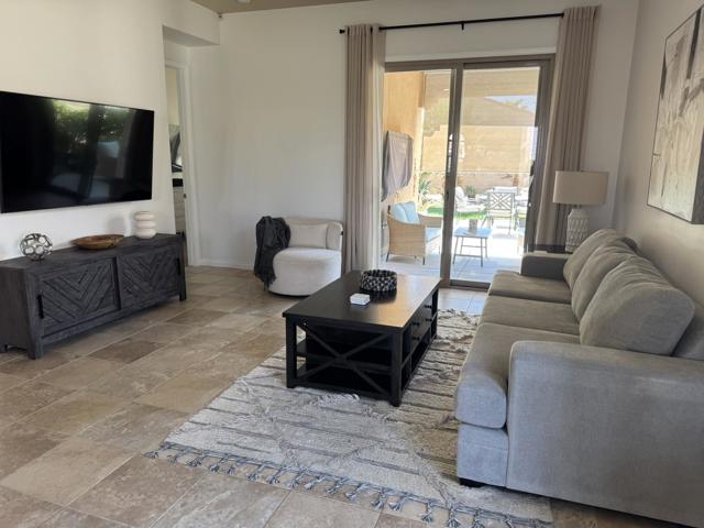 41325 Calle Servando, Indio CA: https://media.crmls.org/mediaz/e1fec4ef-9933-4bb1-ab76-5627e83d4e66.jpg