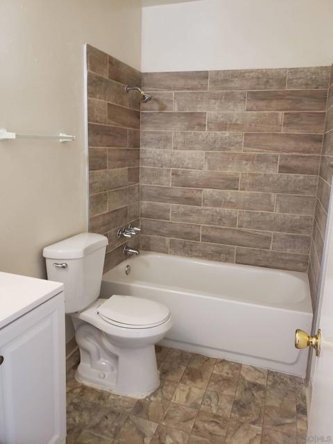 1219 Linalda Dr, El Cajon CA: https://media.crmls.org/mediaz/e1ff1332-eb59-48dc-adc7-ae1d59d48095.jpg