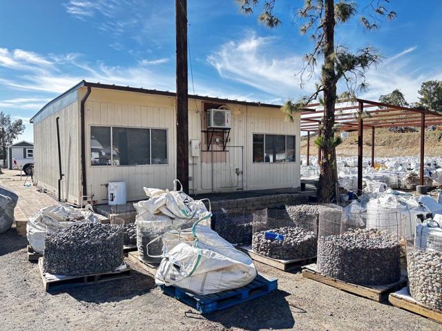 627 Emery Rd., Tecate CA: https://media.crmls.org/mediaz/e1ff474e-c862-47bc-b0e4-c82fa537a58e.jpg