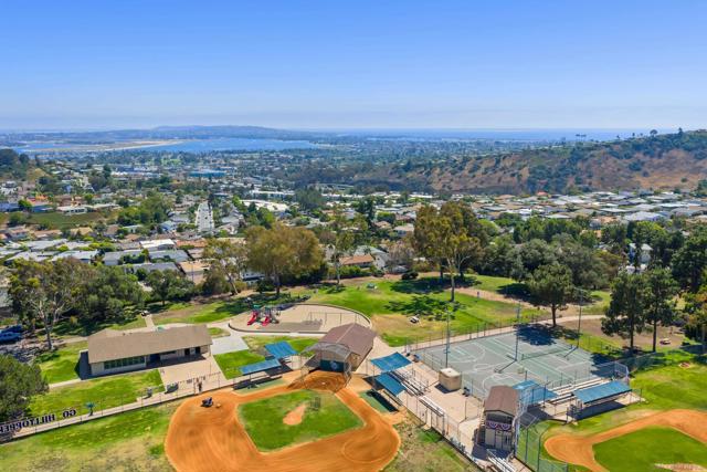 3380 Moraga Court, San Diego CA: https://media.crmls.org/mediaz/e1ffa276-6419-44f6-aabc-e74f3769445c.jpg